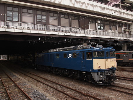 EF64 大宮駅01