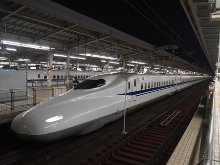 N700系のぞみ 東海道新幹線新大阪駅04