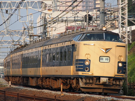 583系天理臨 東海道本線新子安~鶴見
