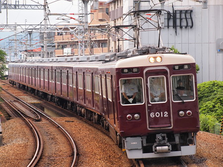 阪急6000系普通 阪急宝塚線石橋駅01