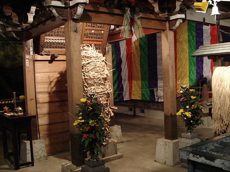 しばられ地蔵(南蔵院) お縄とき 10