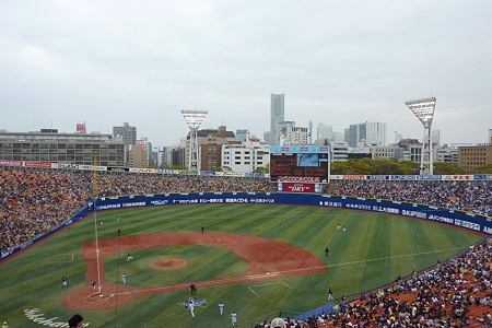 横浜スタジアム