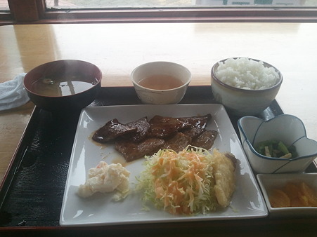 焼肉定食1400円