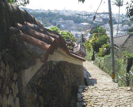 沖縄金城町石畳200811-06