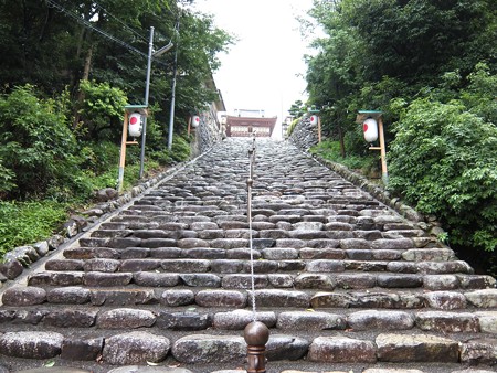 伊佐爾波神社03