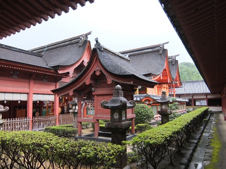 伊佐爾波神社09 八幡造