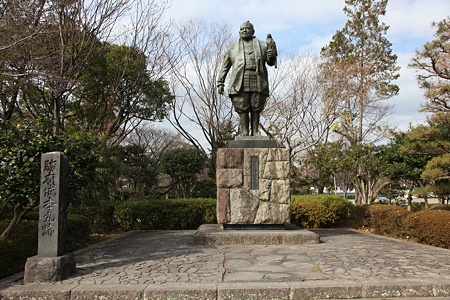 駿府城・本丸跡徳川家康公銅像 - 21