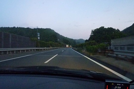 1107120508_P1760032