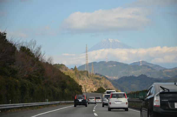 何とか晴れていて、富士山が見えてきた